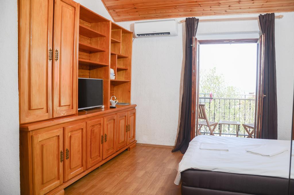 Apartments Nikola セニ エクステリア 写真